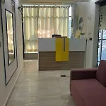 Hotel Neon Towe
